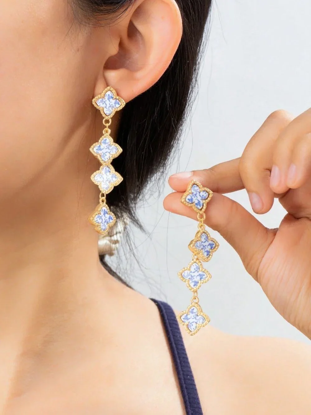 Multicolor Elegant Romantic Women's Four-Leaf Clover Long Pendant Earrings
